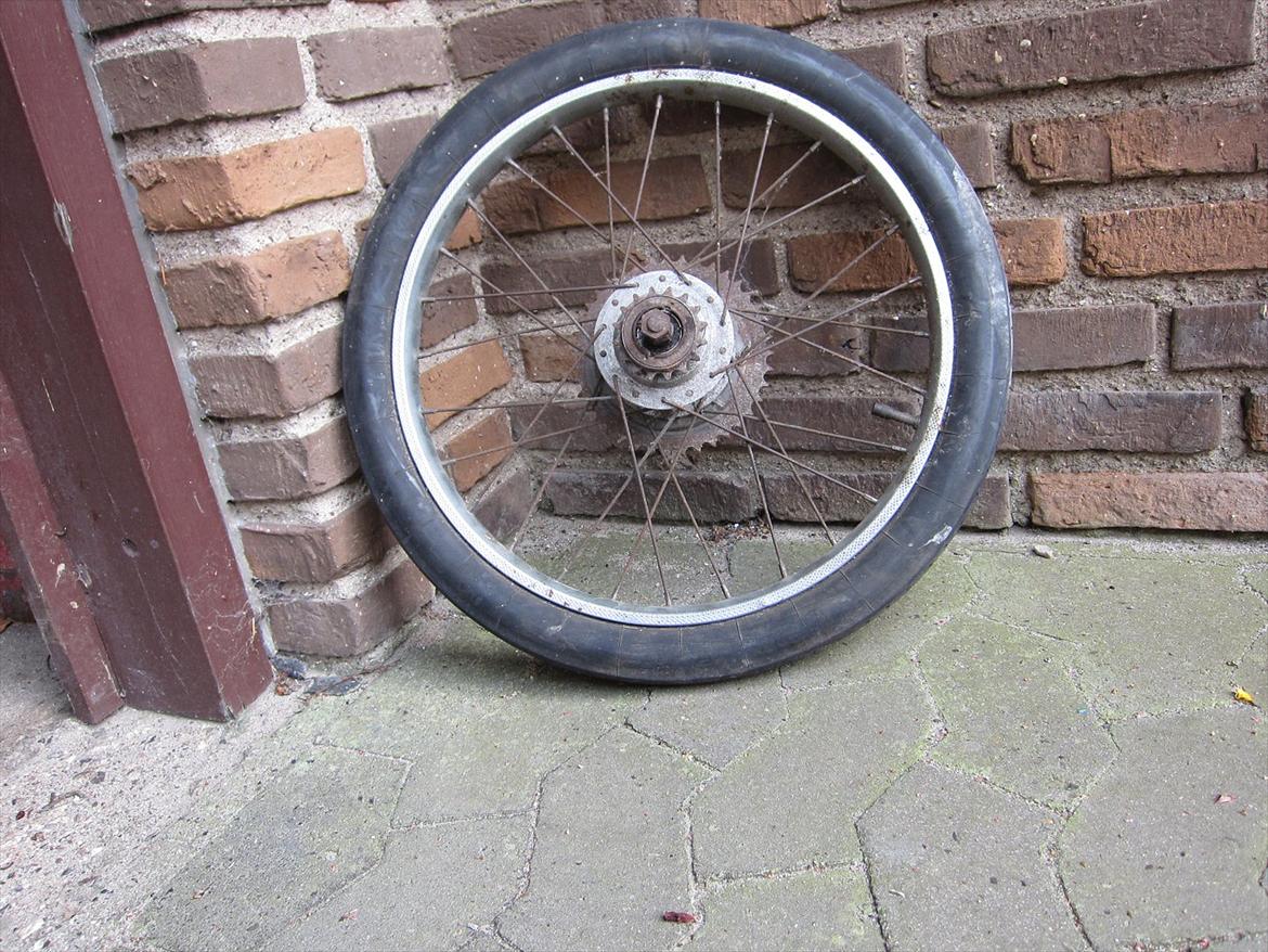 Le' Honda Amigo projekt - Forhjul inden jeg gik i gang! :P billede 8