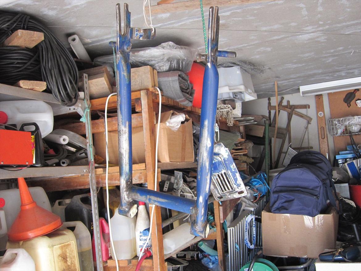 Le' Honda Amigo projekt - Stel og Tank slebet ned ;P billede 16