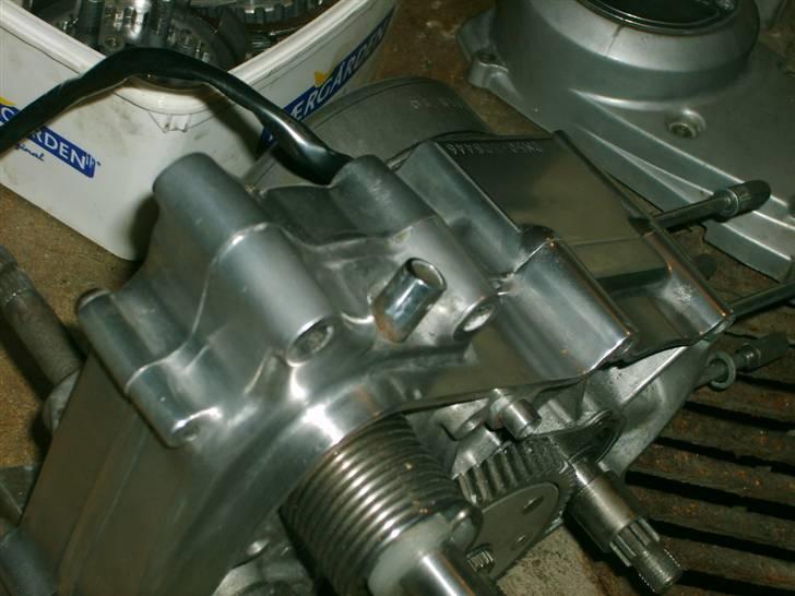 Suzuki Dm50 -Projekt*Shine* - Motoren uden kobling,koblingsdæksel,cylinder,stempel,tændingskjold! billede 3