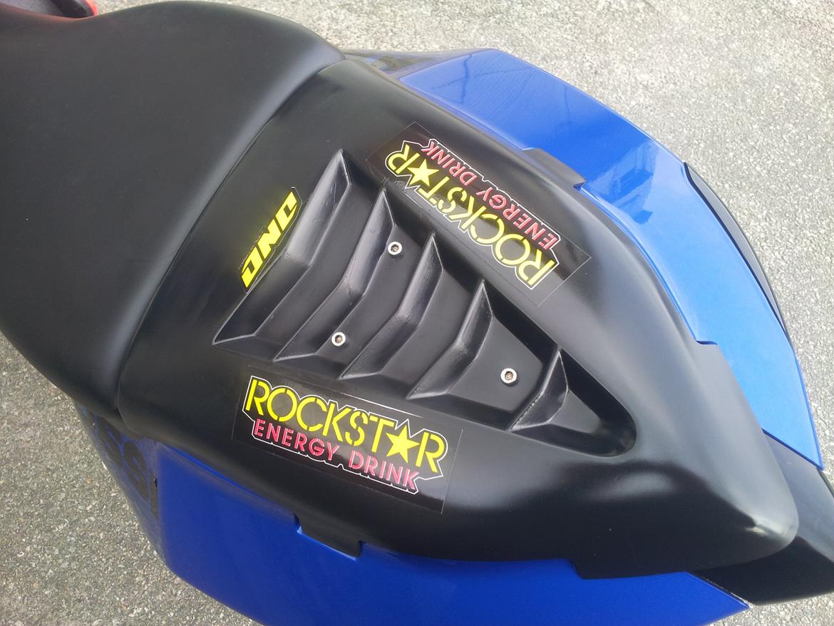 Nyere bilder av Aprilia SR50R Spiderman (BB86 Edition) billede 12