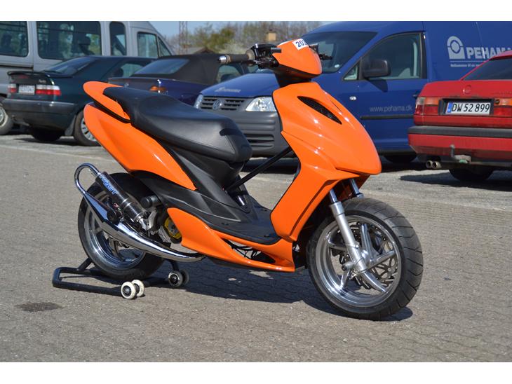 Yamaha Jog r Stage 6 R/T tilsalg ? Stylingprojekter Uploadet af