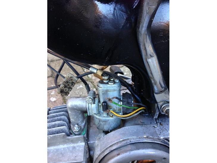 {{currentPhoto.altText}} billede {{currentPhoto.number}}