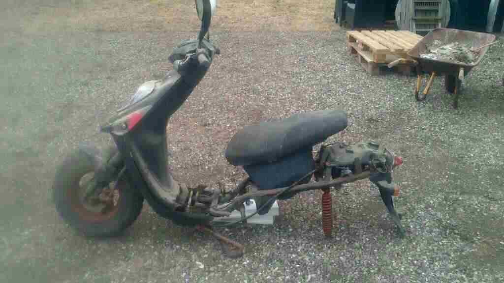 projekte skrot til hot er skudt i gang  - sådan ser hoten ud lige efter jeg har vært ud at hente den ;) men skulle da gerne blive meget godt når jeg bliver færdig med mit projekt :D billede 1