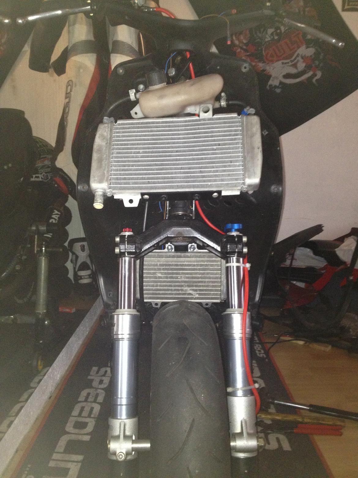 DM klargørelse + opbygning af campingvogn Opdate: 11/17 - Prøve montering af kølerne. billede 9