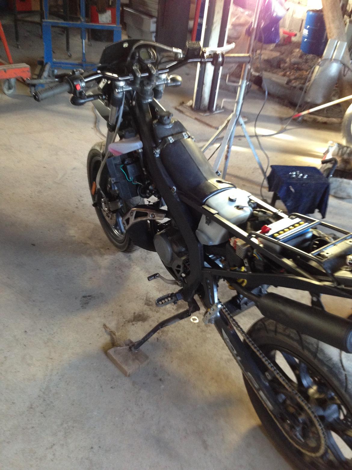 Derbi senda DRD extreme tuning projekt ( underkniven )  billede 5