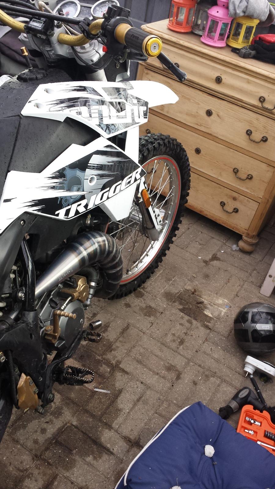 Oplagt tun udstødning til Generic Trigger billede 3