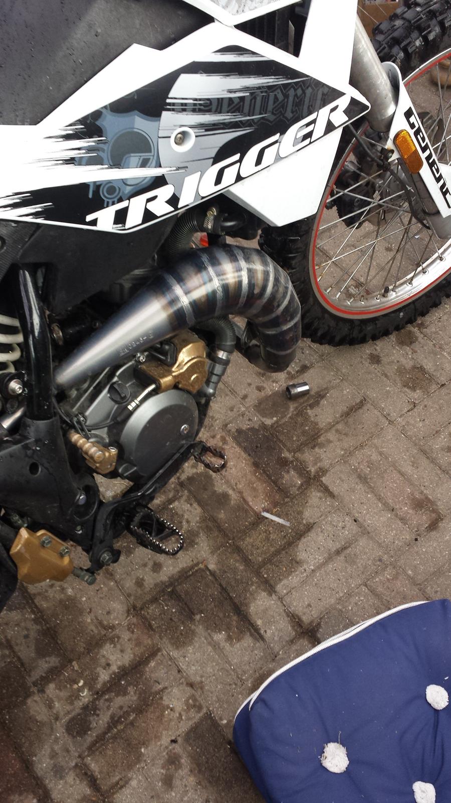 Oplagt tun udstødning til Generic Trigger billede 1