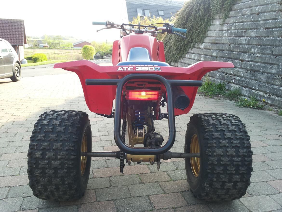 Honda atc 250R billede 2