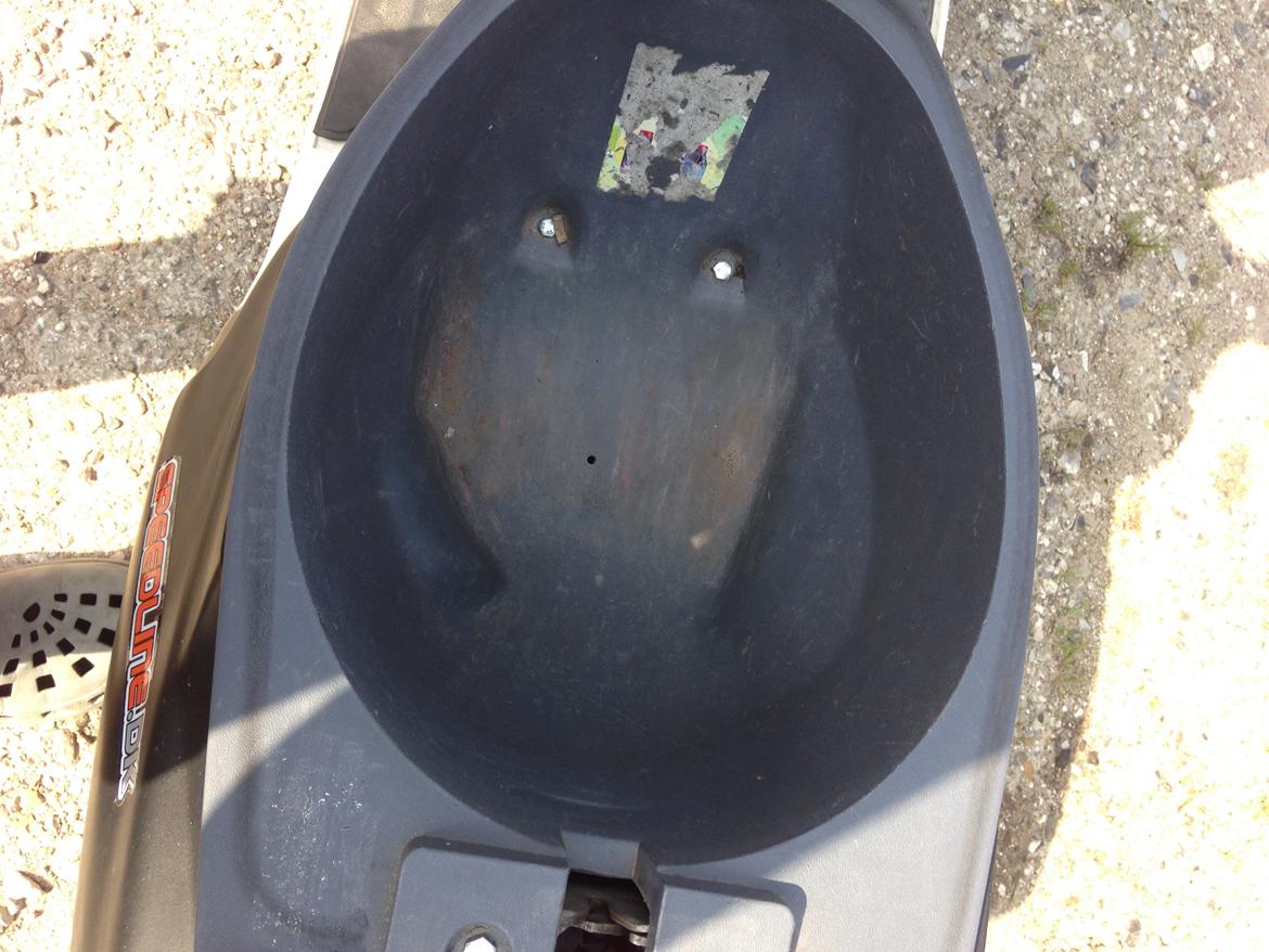 PGO hot50 Tornado frontskjold billede 8