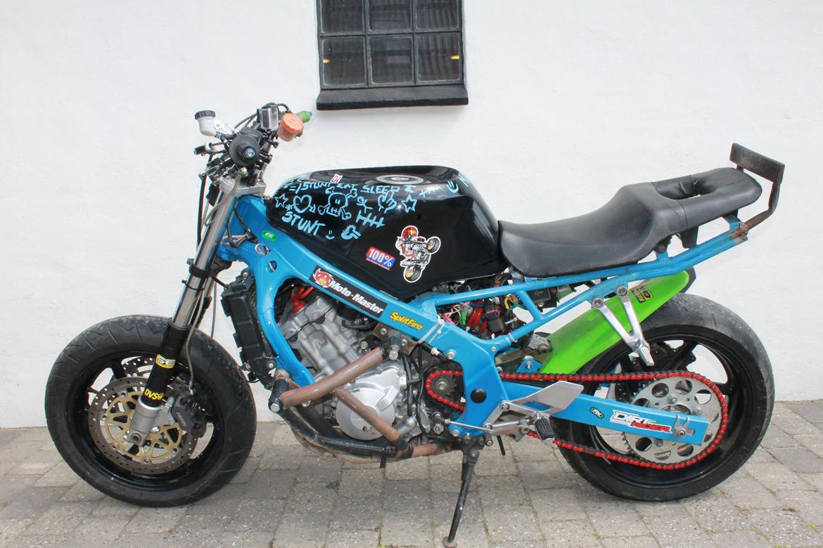 Honda CBR 600 stunt motorcykel billede 3