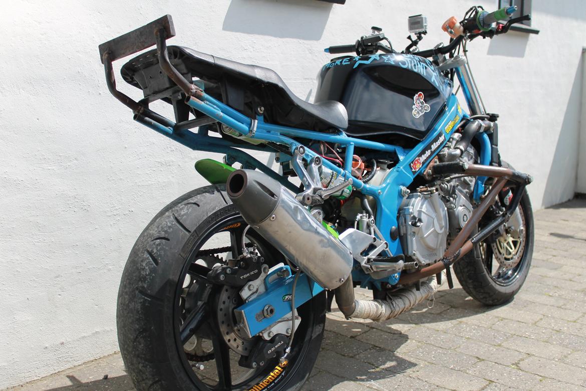 Honda CBR 600 stunt motorcykel billede 7