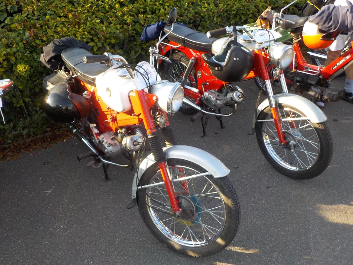 Fyns Veteran knallert klub. billede 1