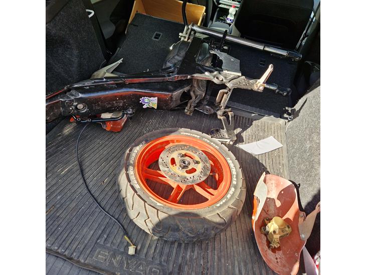 {{currentPhoto.altText}} billede {{currentPhoto.number}}