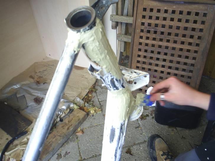 Zip Sprinter - Har svejset ratlåsen væk og spartlet det...skal nok blive godt billede 5