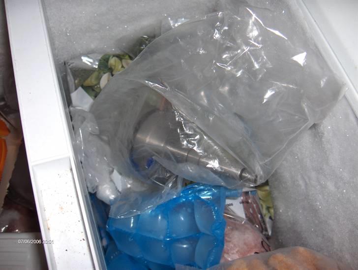 Guide til Krumtap skift >Mina< - Krumtappen + lejerne ligges i fryseren et døgn før ca. billede 1