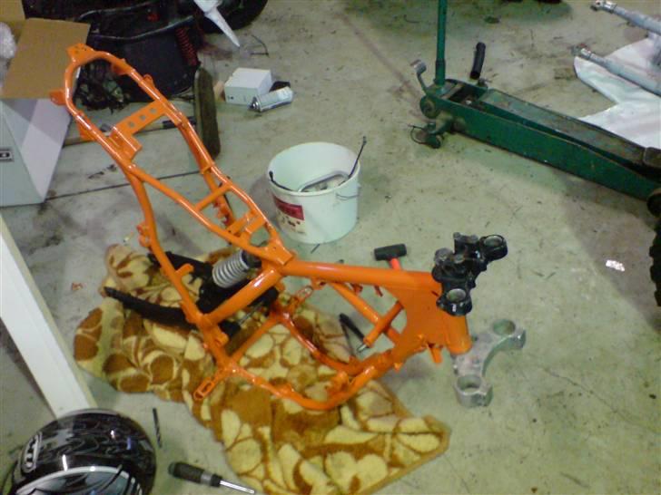 Rmx får ny maling. - Lækker farve :) billede 2