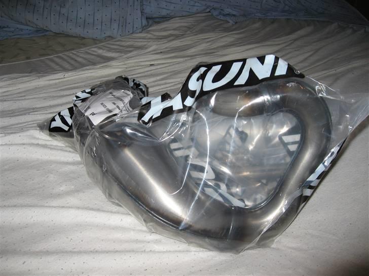 Yasuni Cross udstødning til Suzuki Rmx/Smx - Sådan ser den ud når man modtager den..
 billede 1