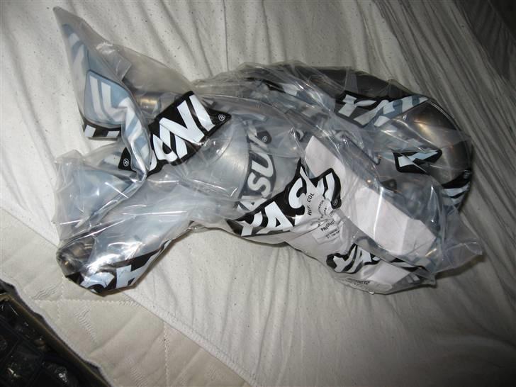 Yasuni Cross udstødning til Suzuki Rmx/Smx - Sådan ser den ud når man modtager den..
 billede 2