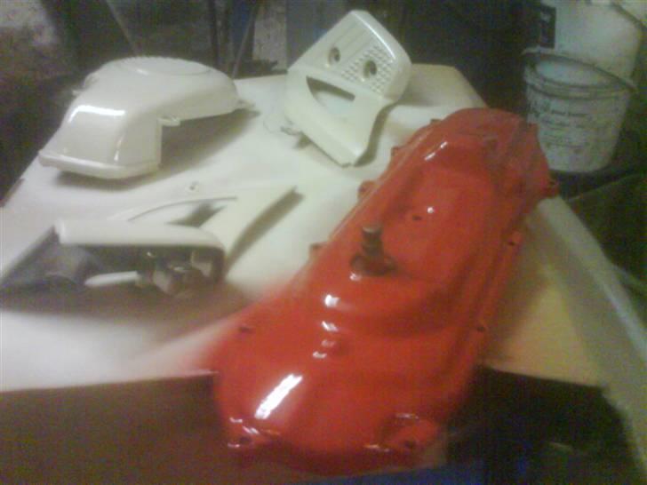 Renovering/styling af Yamaha slider - Dagens omgang maling/sprøjtning. billede 67