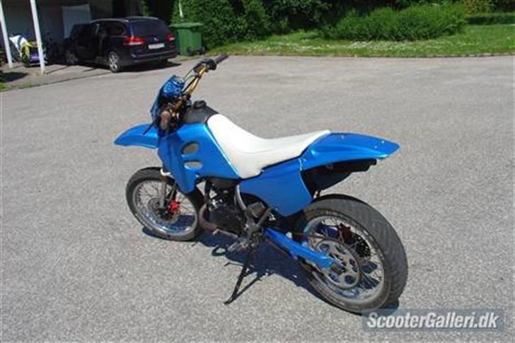 Suzuki SMX Projekt. - Pudset og poleret. billede 2