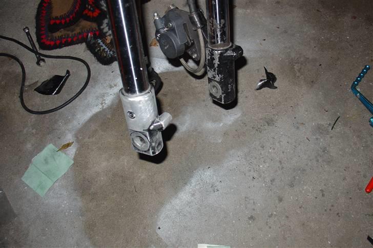 Suzuki SMX Projekt. - De skal slibes ned og poleres. billede 16