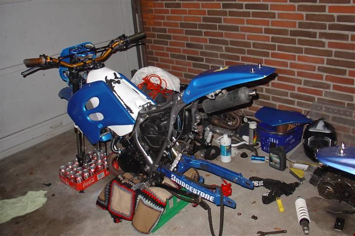 Suzuki SMX Projekt. - Så er baghjulet taget af. billede 9