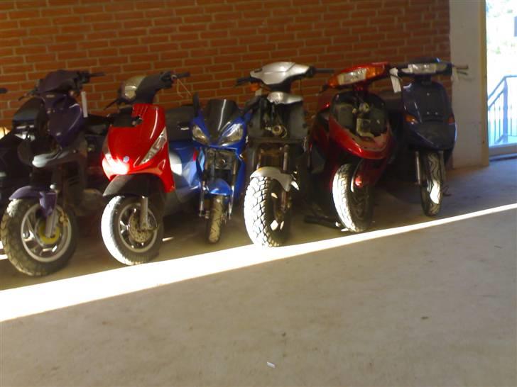 En tur på politi ets scooter opbevaring i skanderborg billede 1