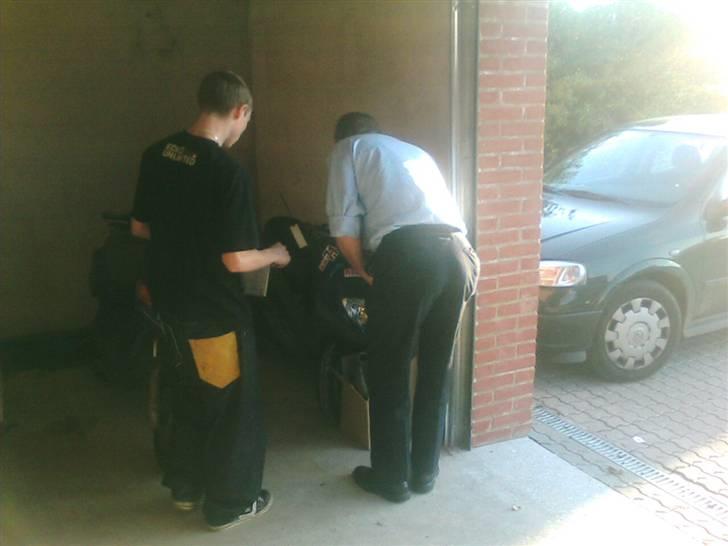 En tur på politi ets scooter opbevaring i skanderborg billede 3