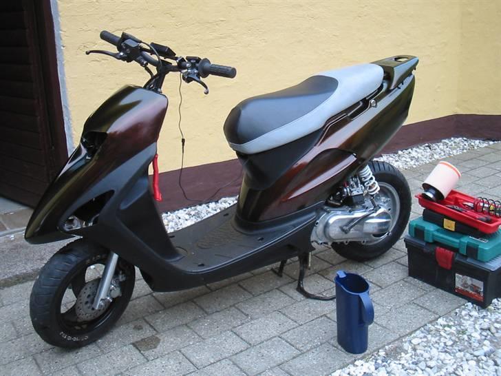 Honda sfx LC evo - Så blev der tråt i kicken og den gik stort set i første huk. MEEEN!!!!

1. Tændings problemer: Efter flere og flere dage, timer, dage, timer osv, fik jeg aldrig lavet det med tændingen, havde prof hjælp, men den ville fortænde hele 3,5 før top :S og prøvede endda billede 23