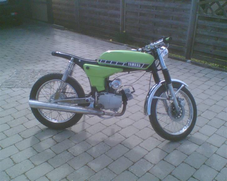 Opbygning af min Yamaha FS1 DX - Tank og sideskjolde monteret. billede 24