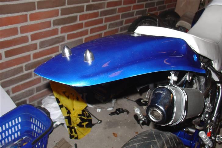 Suzuki SMX Projekt. - Læg mærke til de to spidse på bagskjoldet - det nice! billede 82