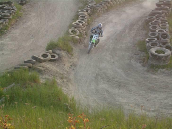 Forskellige motocross billeder - Lige før kurven (igen) billede 20