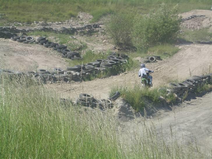 Forskellige motocross billeder - Okm, måske på baghjul kan ikke rigtig se det, billede 27