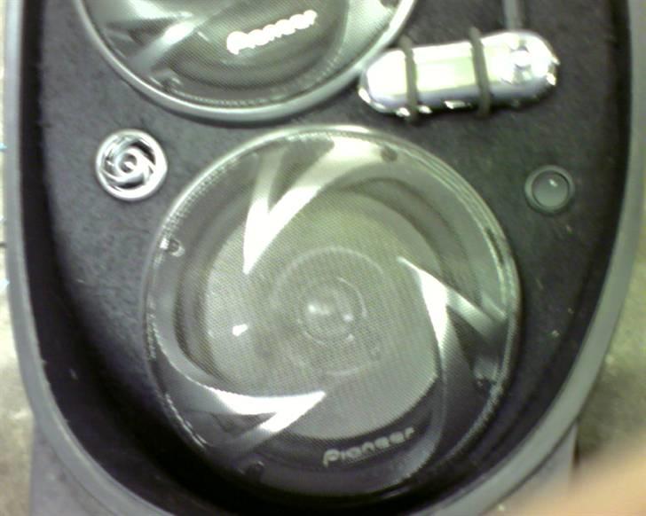 Pioneer Scooter Anlæg - Det er så diskant, højtaler, mp3 (Med hjemme lavet holder og tænd/sluk knap...    :D billede 6
