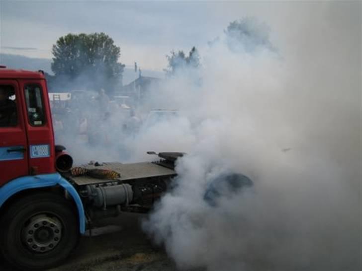 Lastbil burnout, by Slider-team Bornholm billede 10