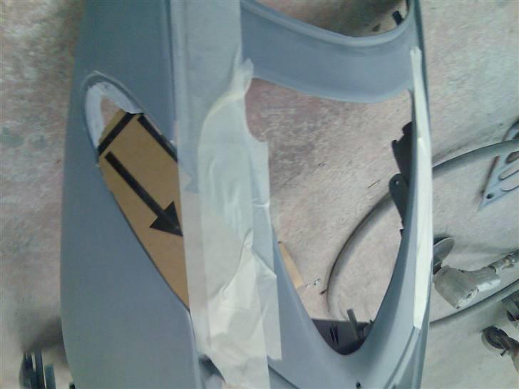 Spartelarbejde af Sonic front . billede 1