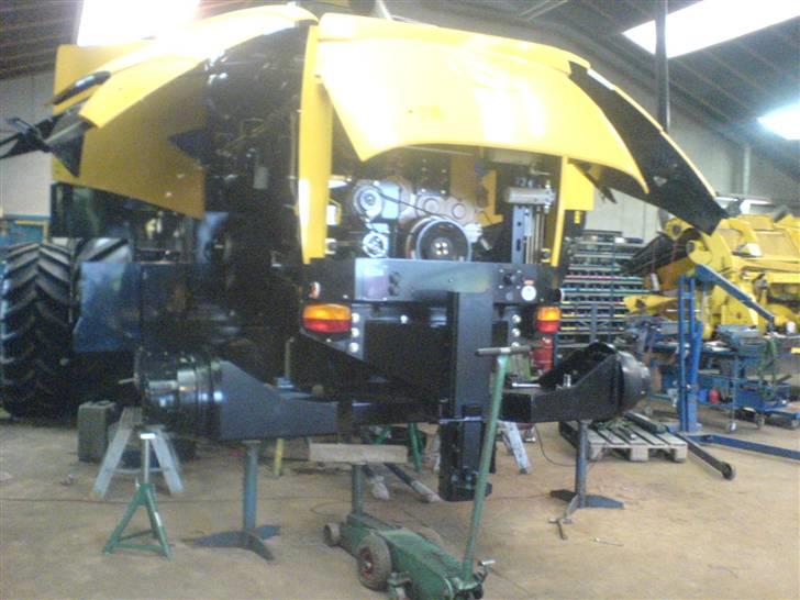 Maskinpartner A/S i Billund - Bagaksel projekt på FR 9080, som Erling Kjærs maskinstation skulle have billede 39