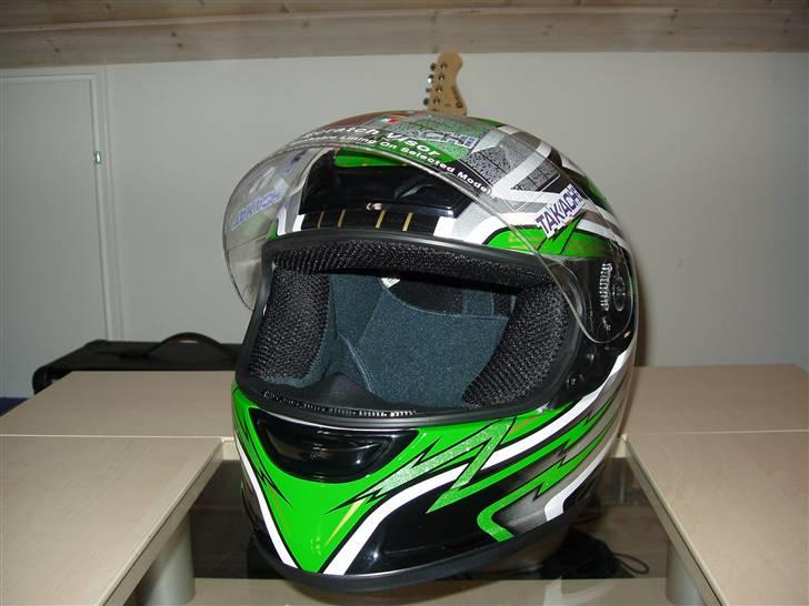 Takachi Hjelm billede 4