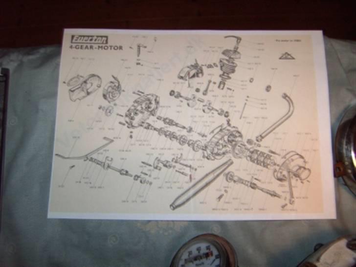 Projekt Everton 4 gear. - En tegning af hvordan Minarelli motoren er samlet. billede 27