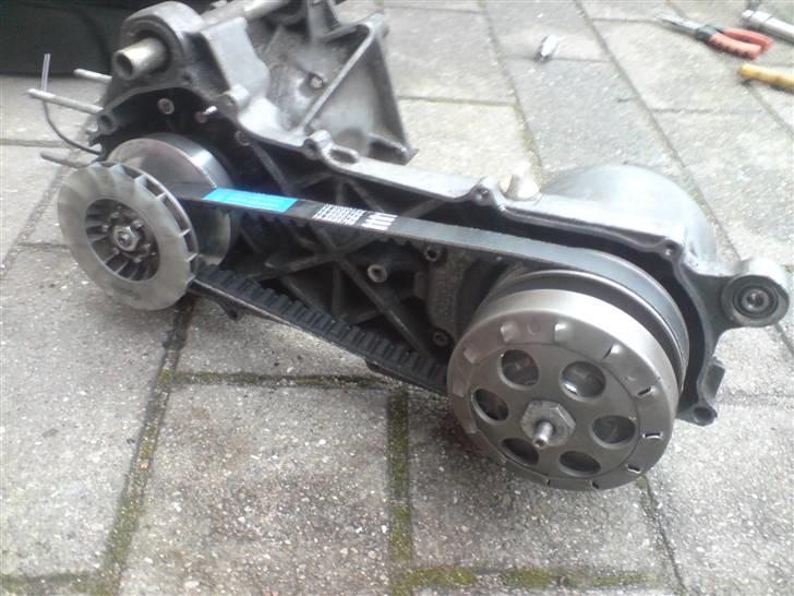 Mit athena evo lc sonic projekt - Så blev der monteret vario,kobling og klokke
 billede 1