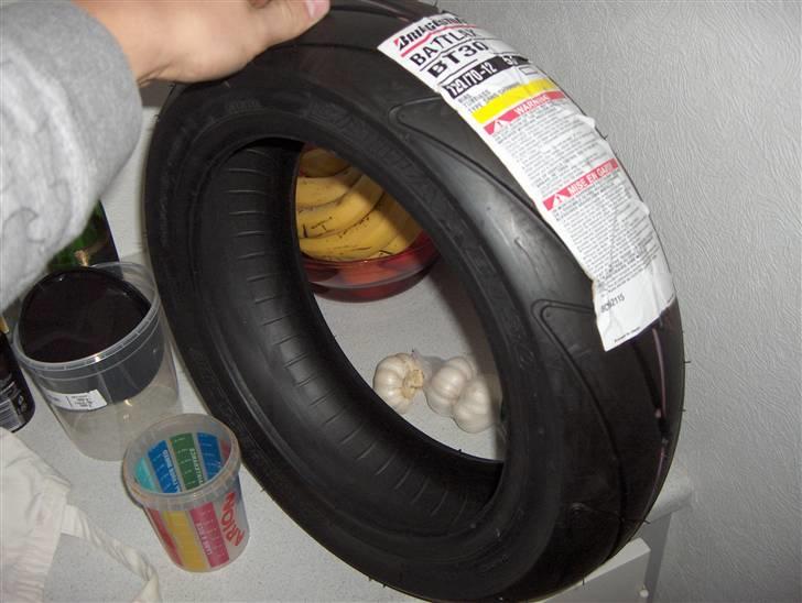 Hot Projekt 08/09 - Mit nye Bridgestone Battlax BT30-120/70-12 Dæk :P billede 61