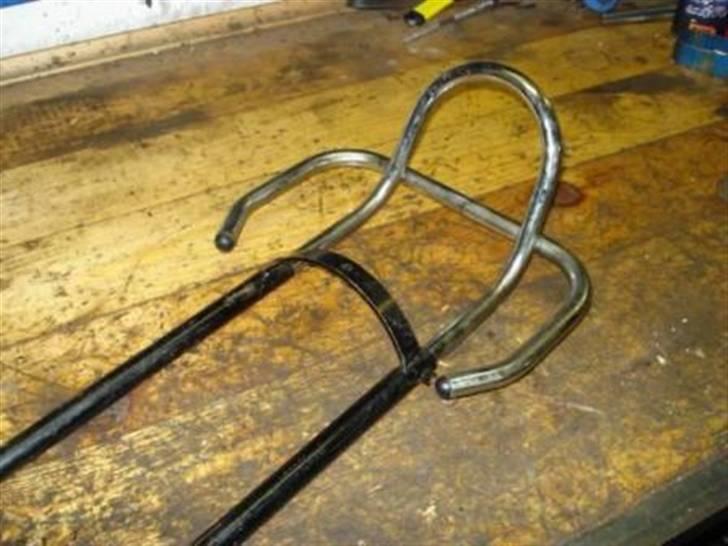 Projekt Everton 4 gear. - Her er så den bagagebærer som jeg købte, desværre var den til en Radexi, vil godt sælge det sorte den sidder på. billede 33