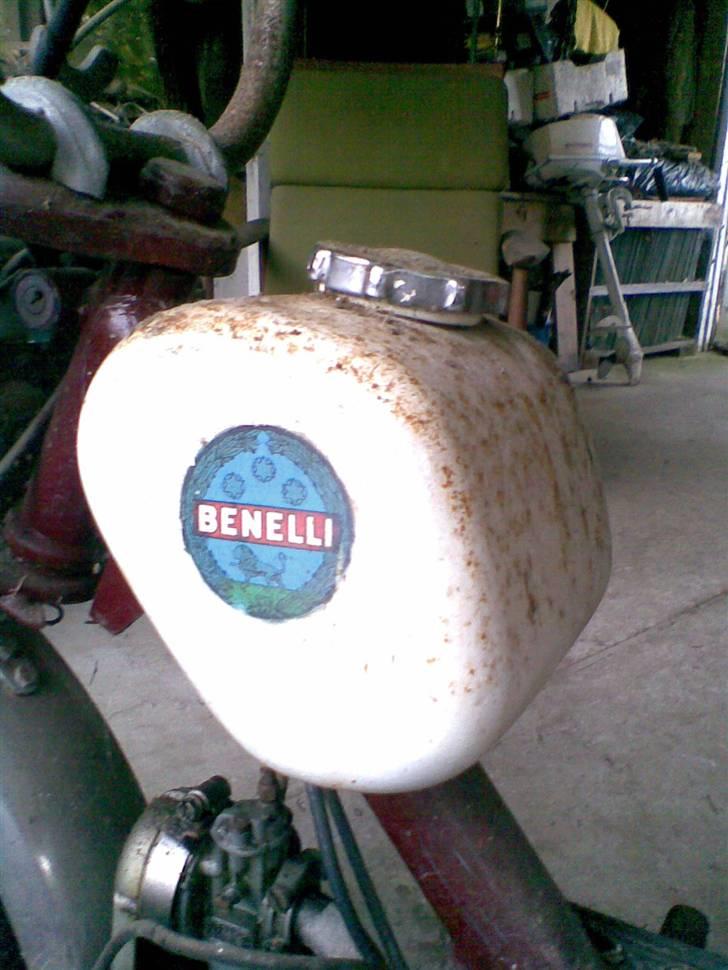 Gammel Benelli Motorella 67 billede 3