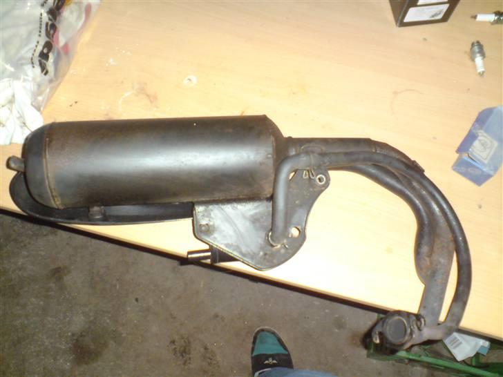 PGO comet udstødning billede 2