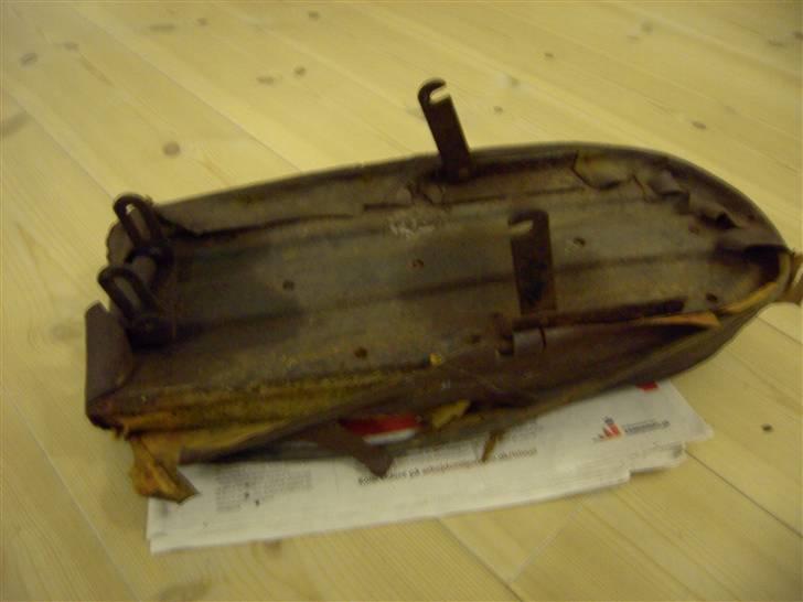 Projekt Everton 4 gear. - Tror vi får lavet en ny saddelbund til den. :/ billede 37