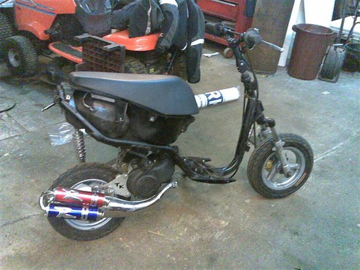 {{currentPhoto.altText}} billede {{currentPhoto.number}}