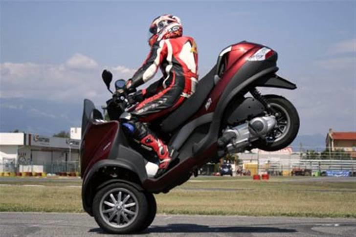 Piaggio mp3 250 billede 12