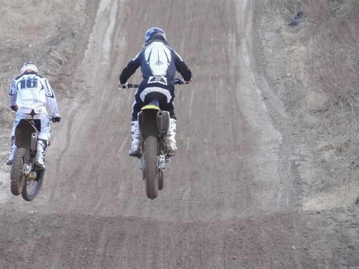 Suzuki RMZ 250 2009  - Panolin Cup i Fjerritslev.
AMC #16 i venstre side af billedet... billede 22