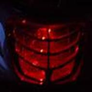 Lasse [[  West Kyvling Costum ]] .