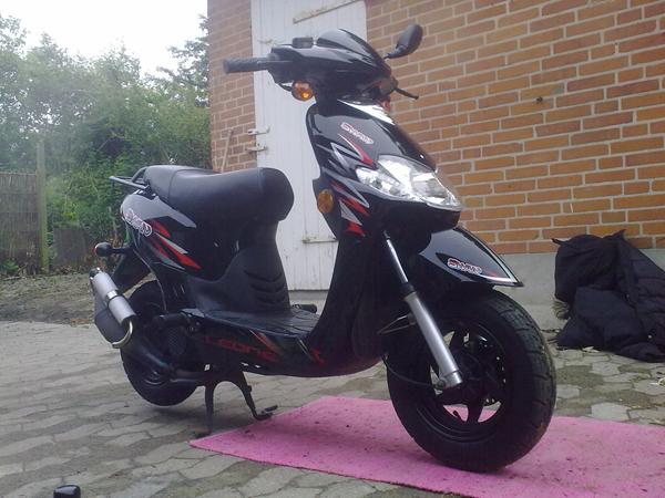 Langsom 70cc Minarelli Swan